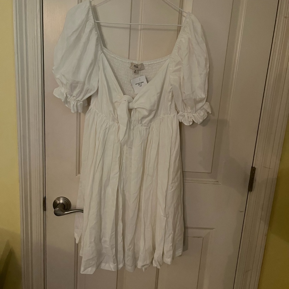 Mable medium womens off white dress with tie knot top new with tags